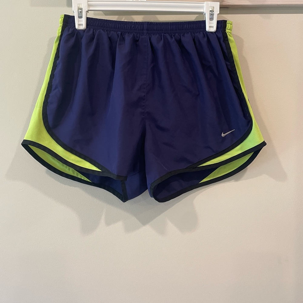 Women’s Nike DRI-FIT shorts